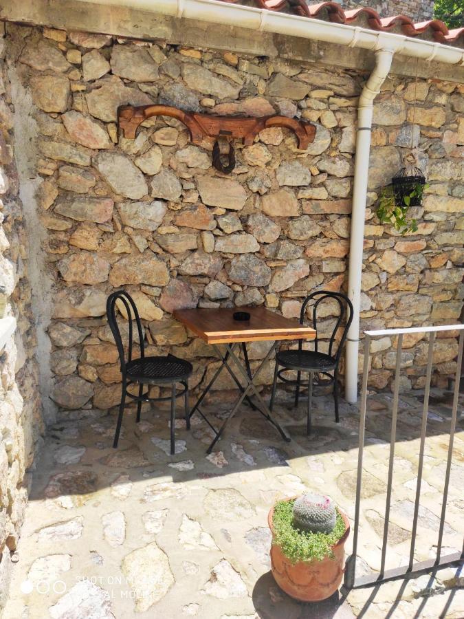 Hostal Moline Bruguera Экстерьер фото