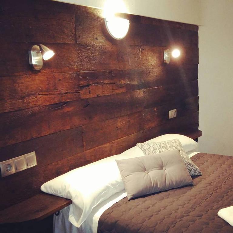 Hostal Moline Bruguera Экстерьер фото